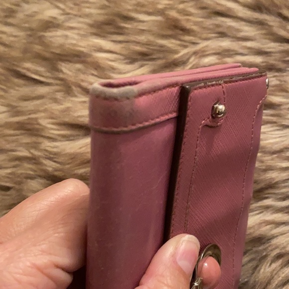 Pink Salvatore Ferragamo wallet - Picture 5 of 6